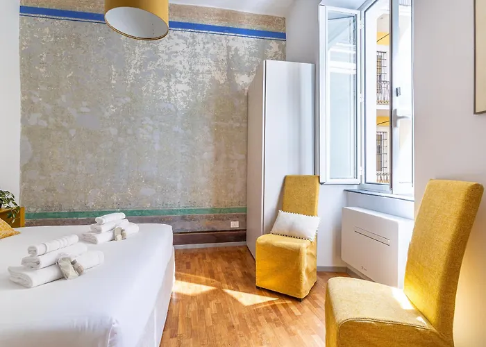 Iflat Charming Historic Palace Fons Trevi B15 Apartment *